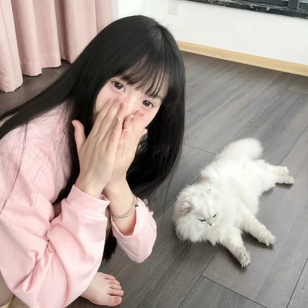 滑板女孩